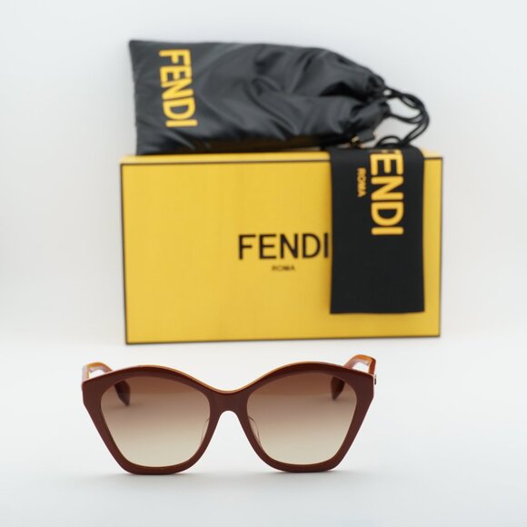 Fendi FE40175F 66F Butterfly Sunglasses - Red/Brown main image 6